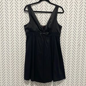 Guess Satin Little black dress, Deep V Neckline, Size L, Cocktails, Party, Date.